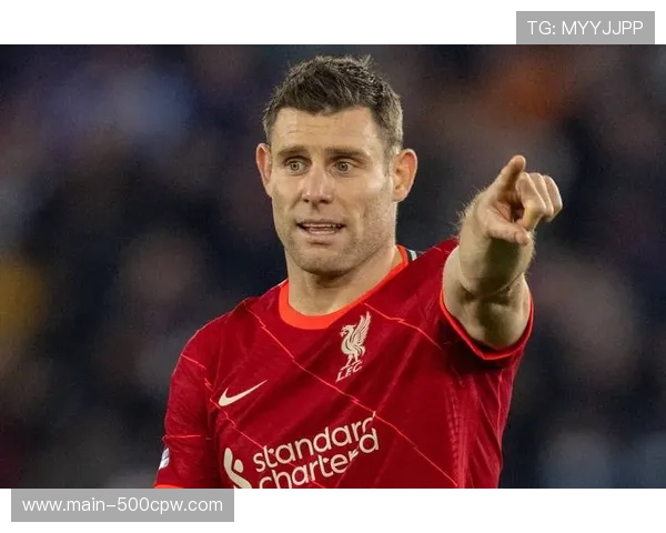 老将米尔纳延续职业生涯，自律与经验成年轻球员榜样